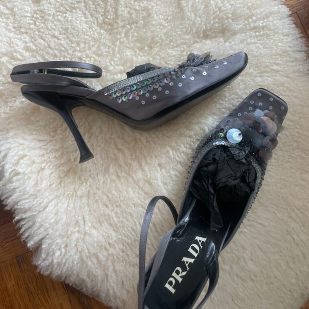 Vintage 1999 Sequin Prada Slingbacks (size EU 37 / US 7) - Picture 5 of 16